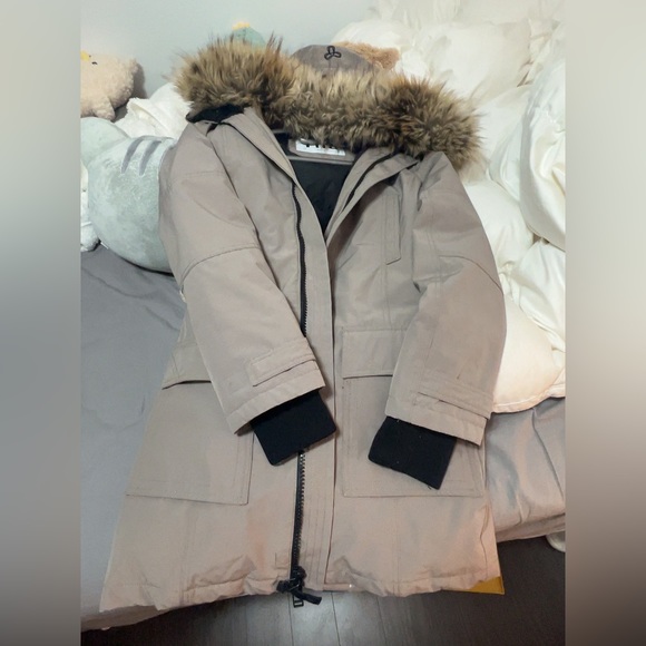 Aritiza Bancroft coat - Picture 3 of 3